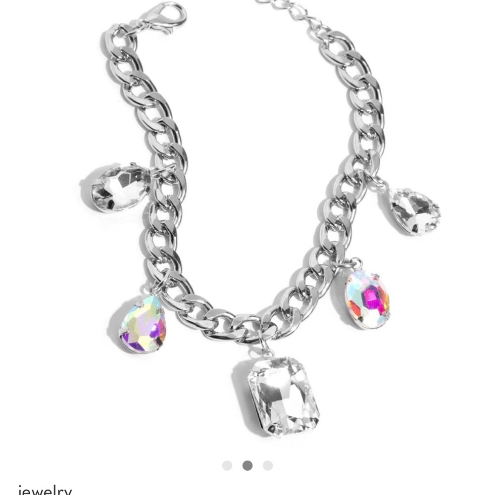 Elegant Silver Necklace with Crystal Accents
